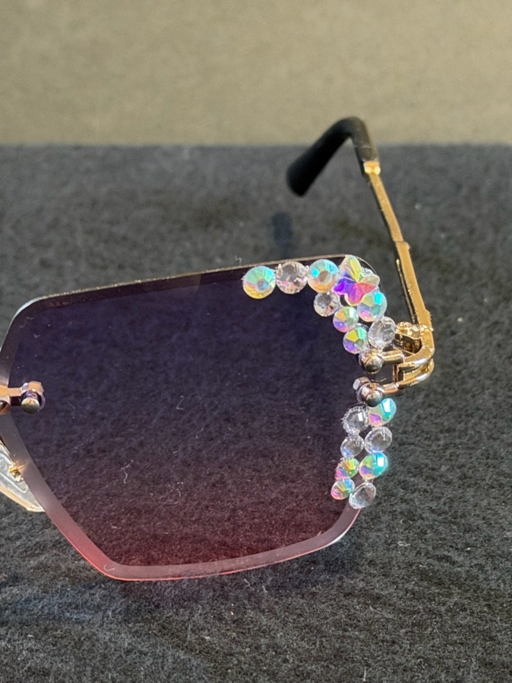 Rhinestone Accent Pink Gradient Rimless Sunglasses - Picture 3 of 5